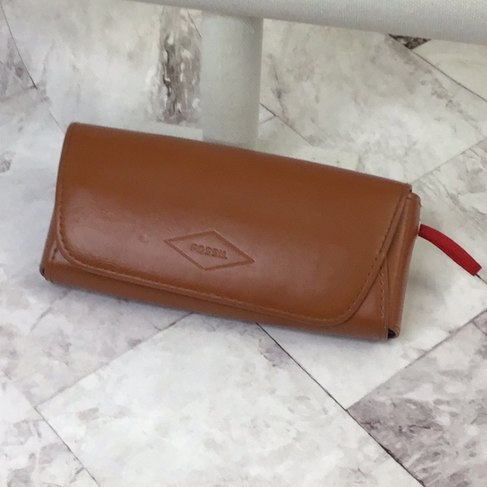Fossil brown leather eyeglasses case, sunglasses case